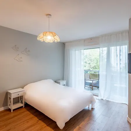 Apartament M040 M Off------------------------- *